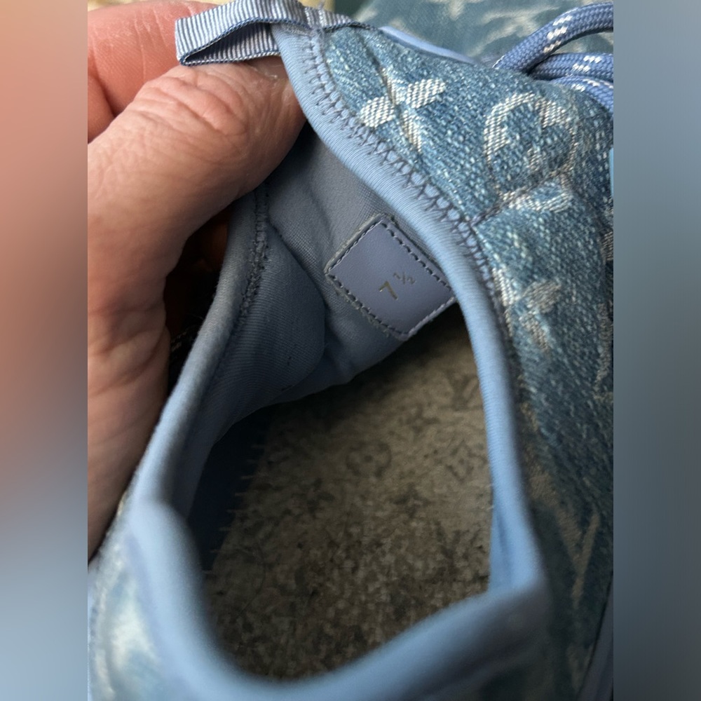 Louis Vuitton fast-lane blue denim monogram sneakers size LV7.5/9us (more 8.5) - Picture 11 of 12